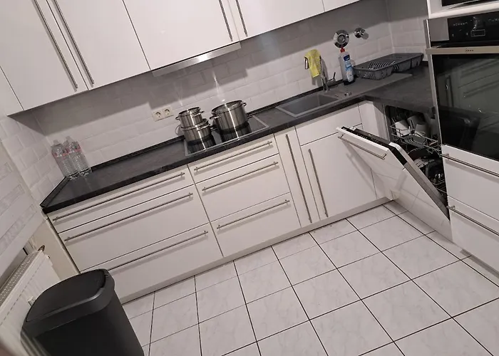 Apartment Schönes In Einer 3er Wg-wohnung Geeignet Für Einen Mann Ludwigshafen am Rhein